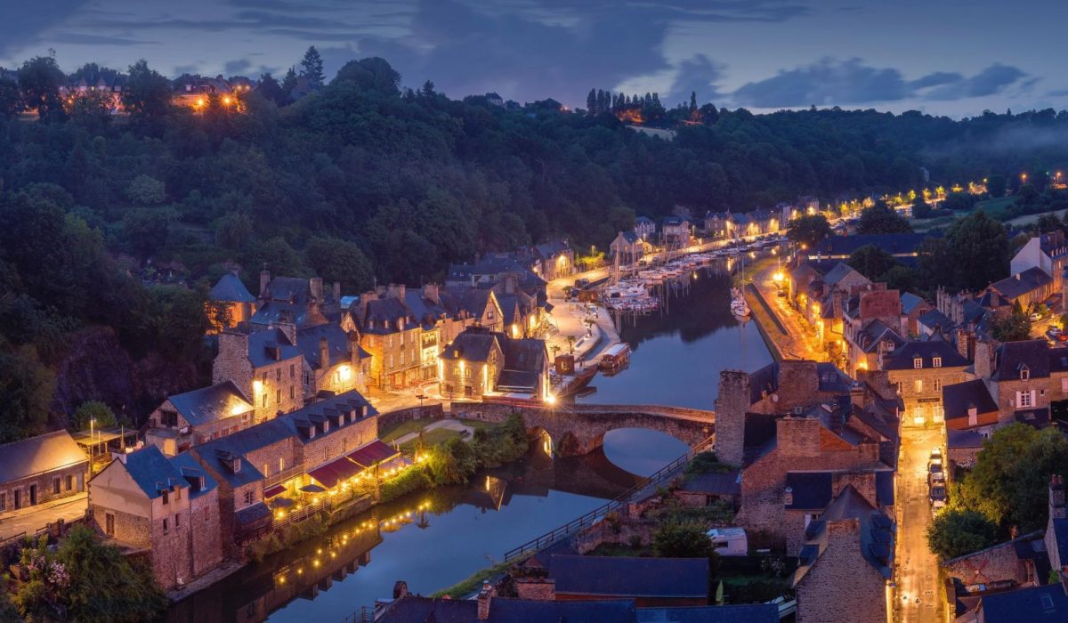 1-dinan-de-nuit-pedro-lastra-5-1920x960-crop-1542366147