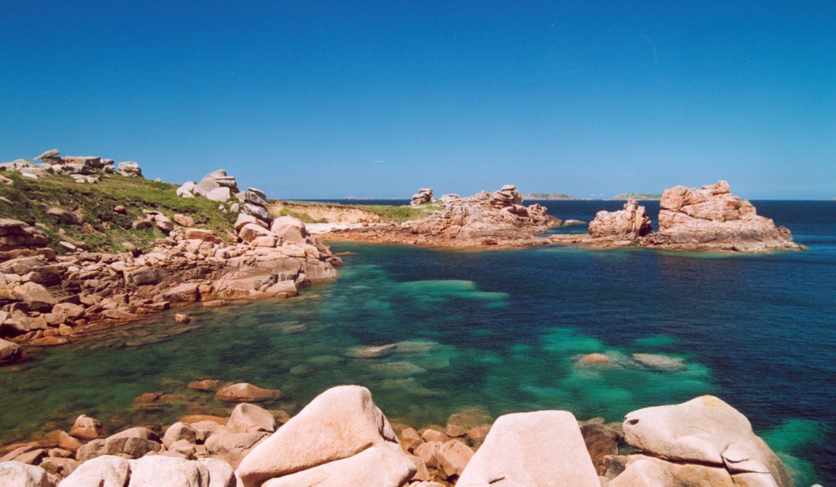 France_Cotes_d_Armor_Cote_de_granit_rose_04