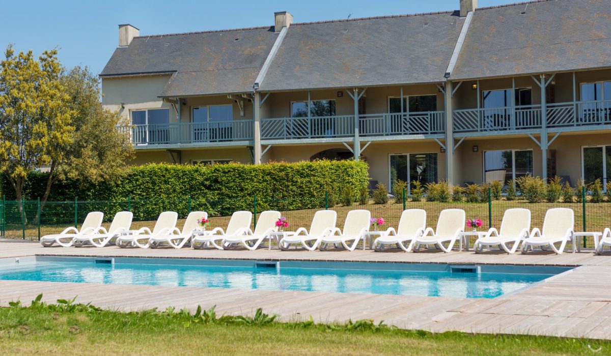 Saint-Malo-Golf-Resort-Le-Tronchet-Exterior