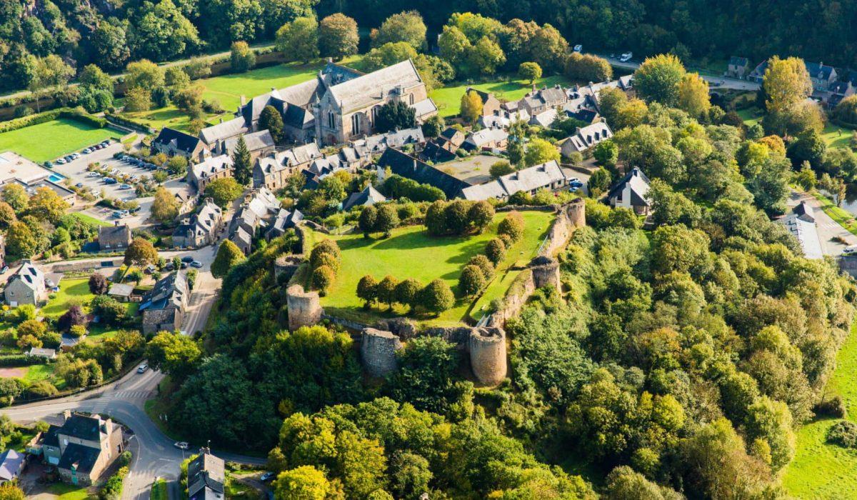 dinansimonbourcier2017-02-scaled-1600x900-1656602046